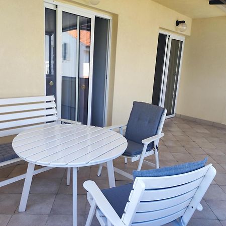 Apartments Kampor Damira Rab Town Exterior foto